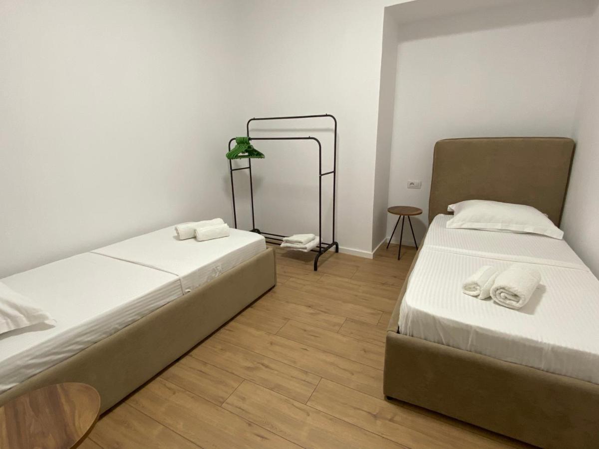 Brand New Apts Located At The City'S Main Square-100 Mbs Wifi Дуррес Экстерьер фото