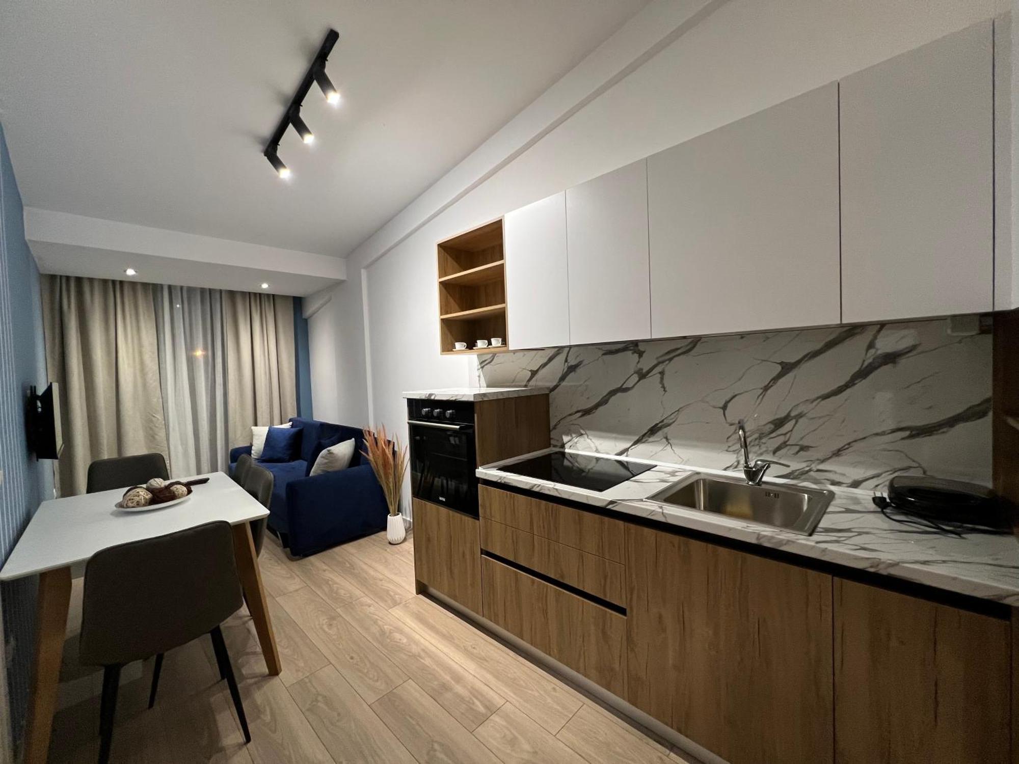 Brand New Apts Located At The City'S Main Square-100 Mbs Wifi Дуррес Экстерьер фото