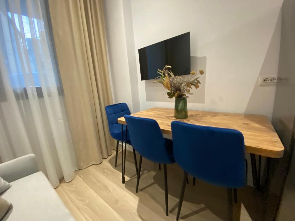 Brand New Apts Located At The City'S Main Square-100 Mbs Wifi Дуррес Экстерьер фото